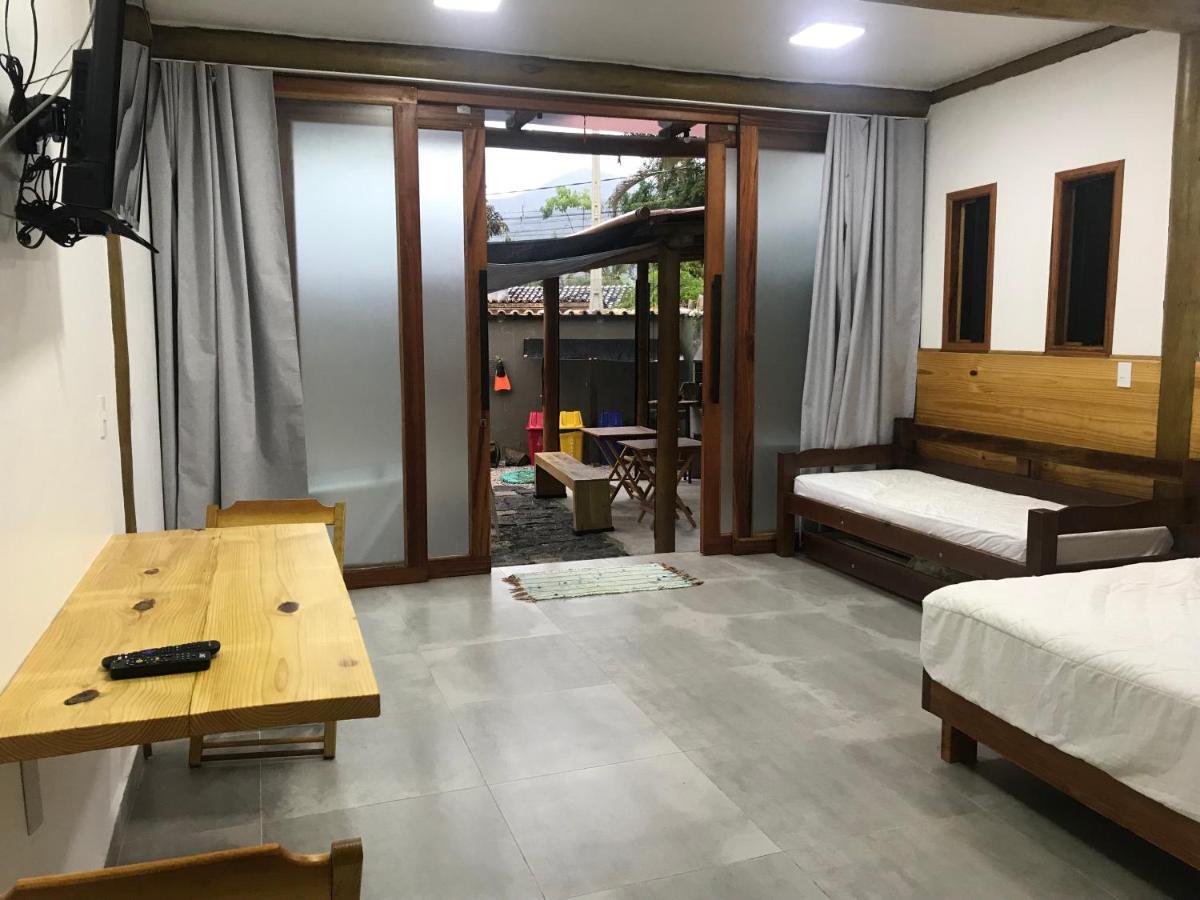 Casa de hóspedes Chale Itamambuca -suite 1 *